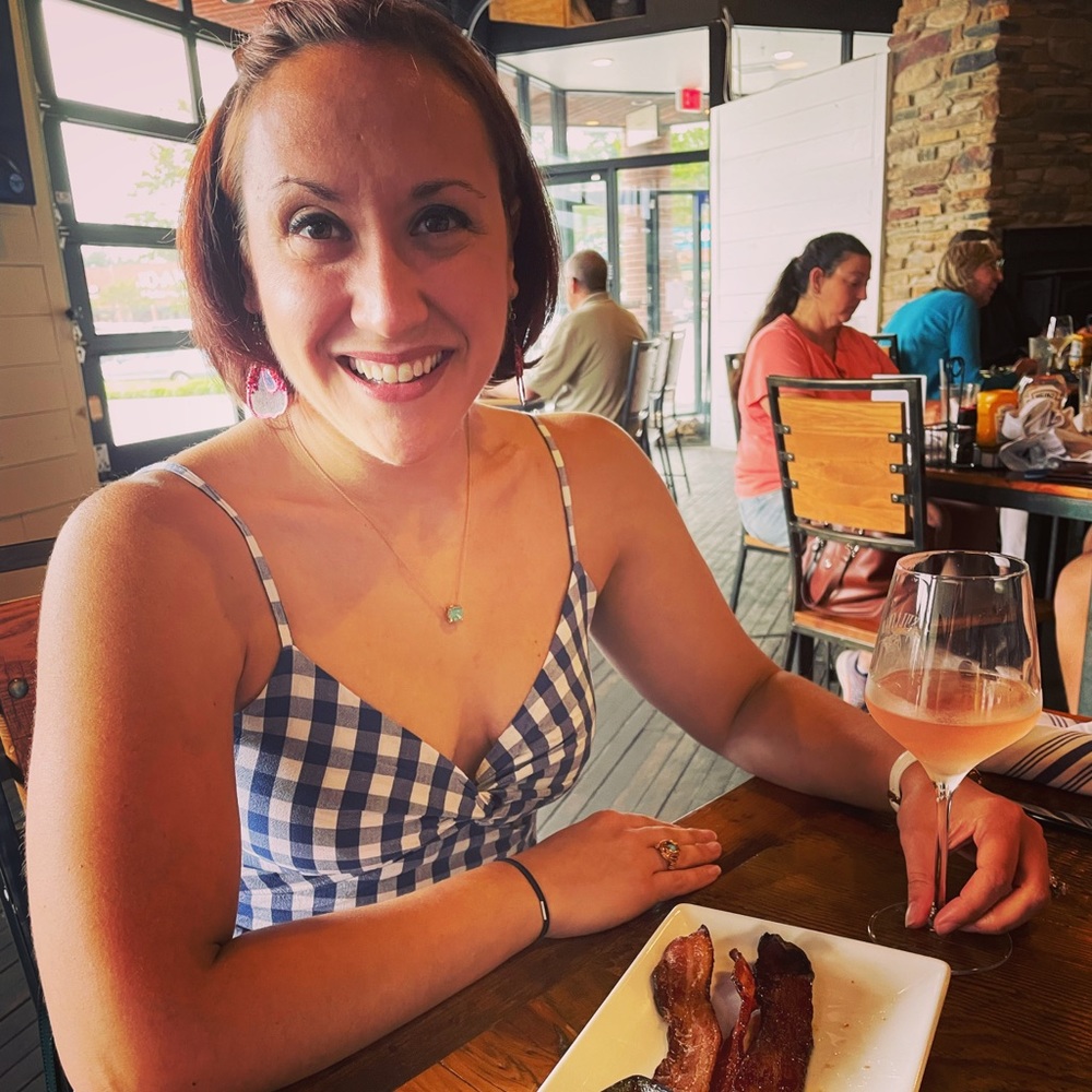 Meet your Posher, Elizabeth